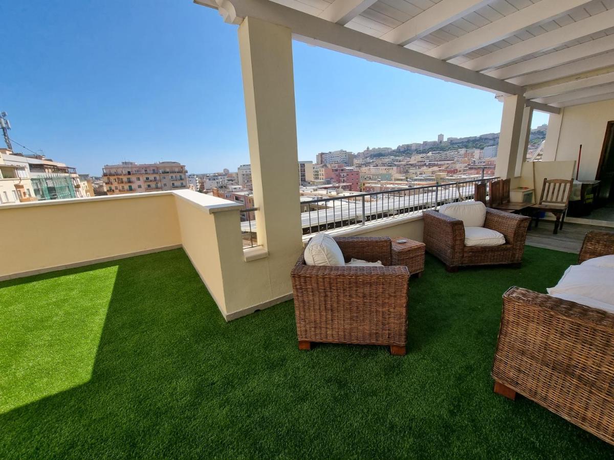 Attico Panoramico Cagliari Exterior foto